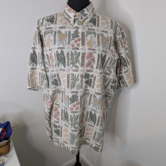 reyn spooner Other - 💘 REYN SPOONER Hawaiian Fruits Short Sleeves Button Up Aloha Shirt Size L